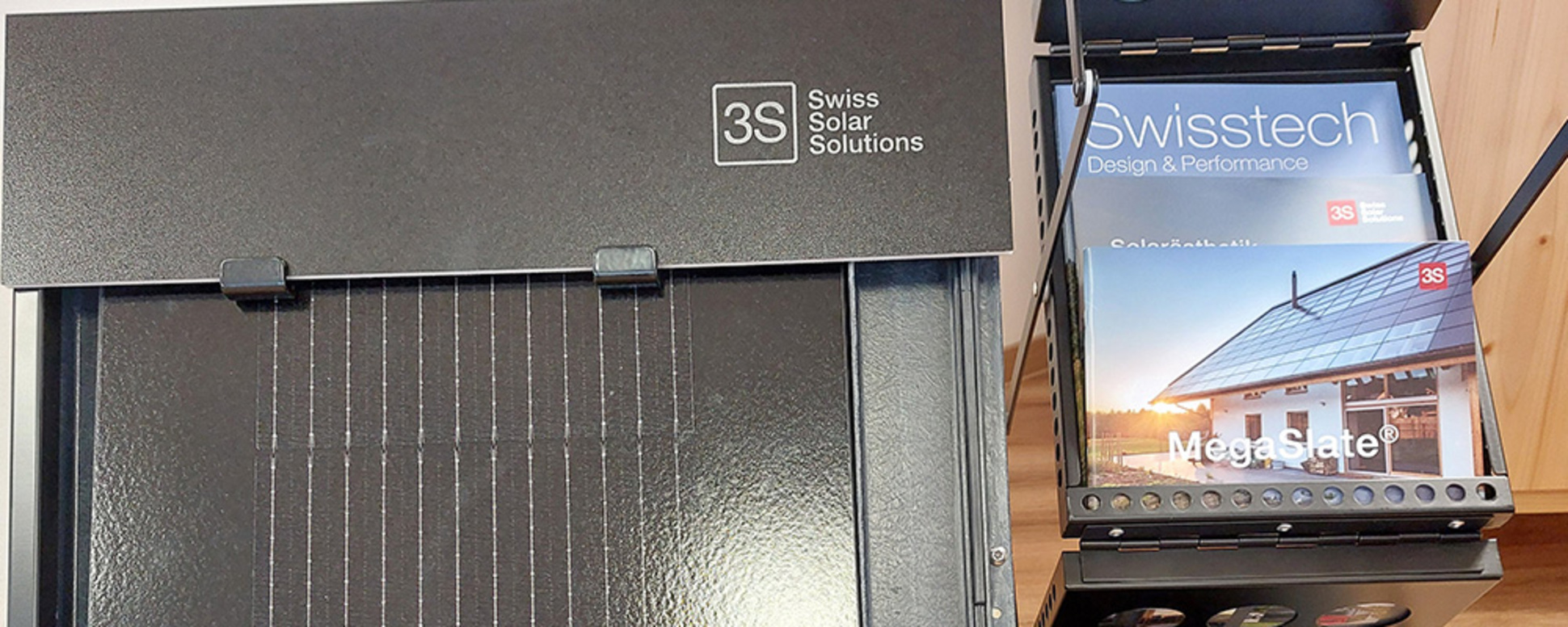 Solardach von Swiss Solar Solutions bei EnergyVision GmbH in Cham